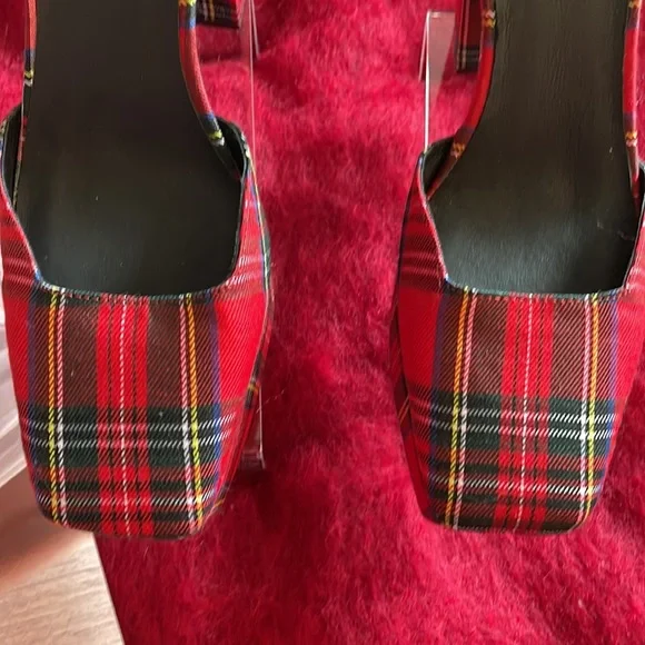 New Jeffrey Campbell Ovr-N-Out Squared Toe Pump Tartan Red Plaid Block Heel 9.5 - Picture 9 of 9
